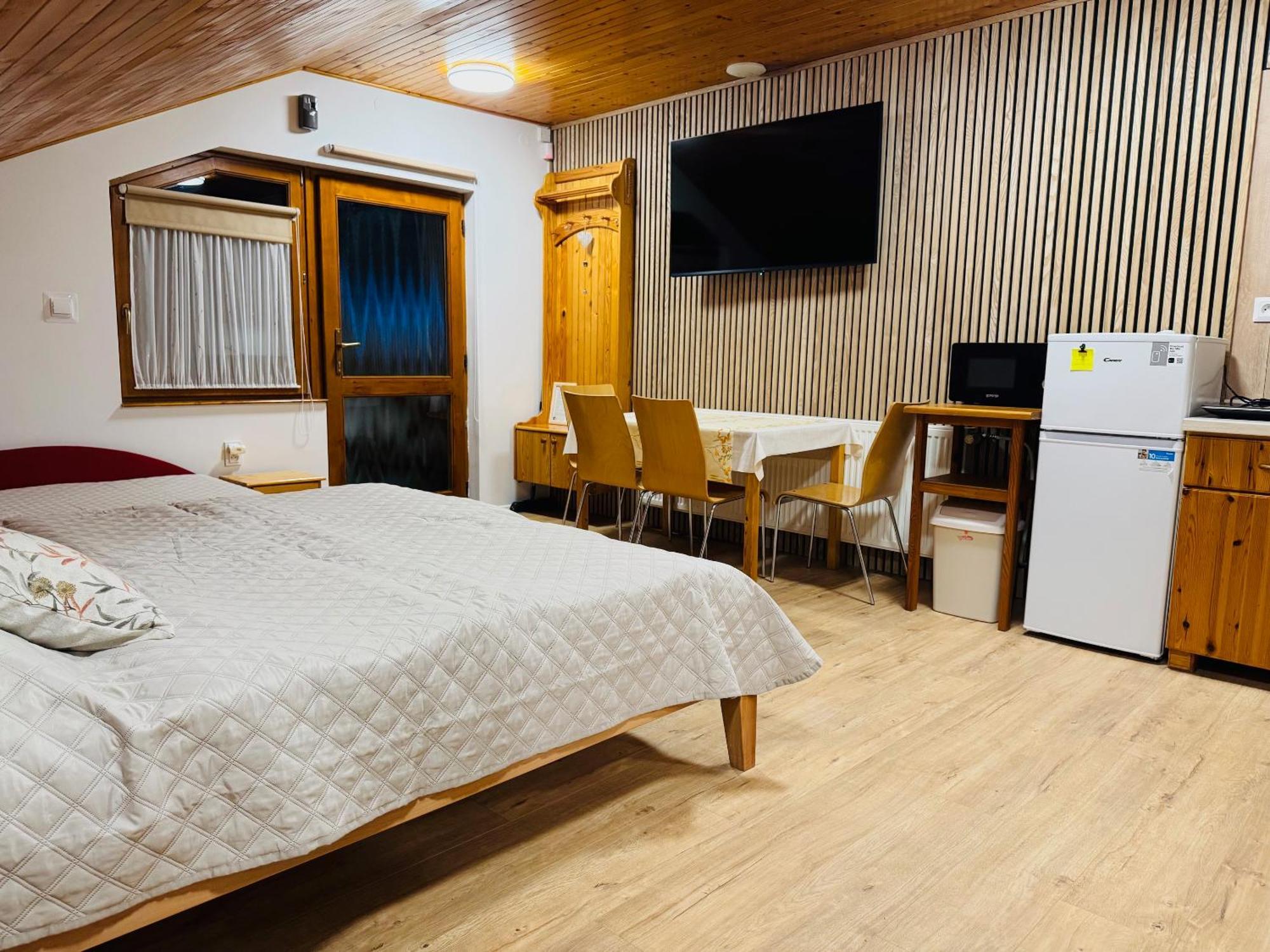 Apartmany Vinné Exterior photo