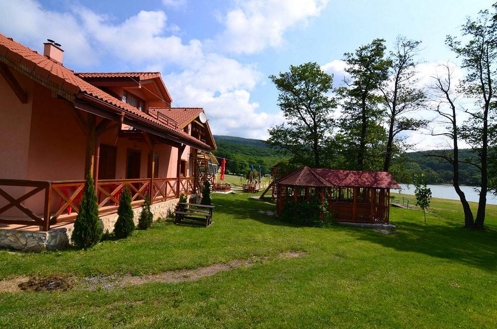 Apartmany Vinné Exterior photo