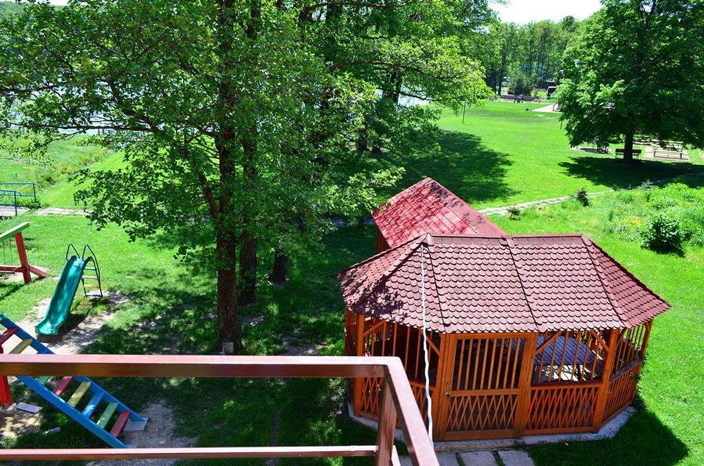 Apartmany Vinné Exterior photo